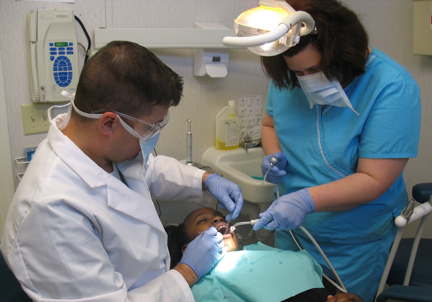 Clinic Pictures 1 Dr. Alvin Heller, DDS, MD, FRCS