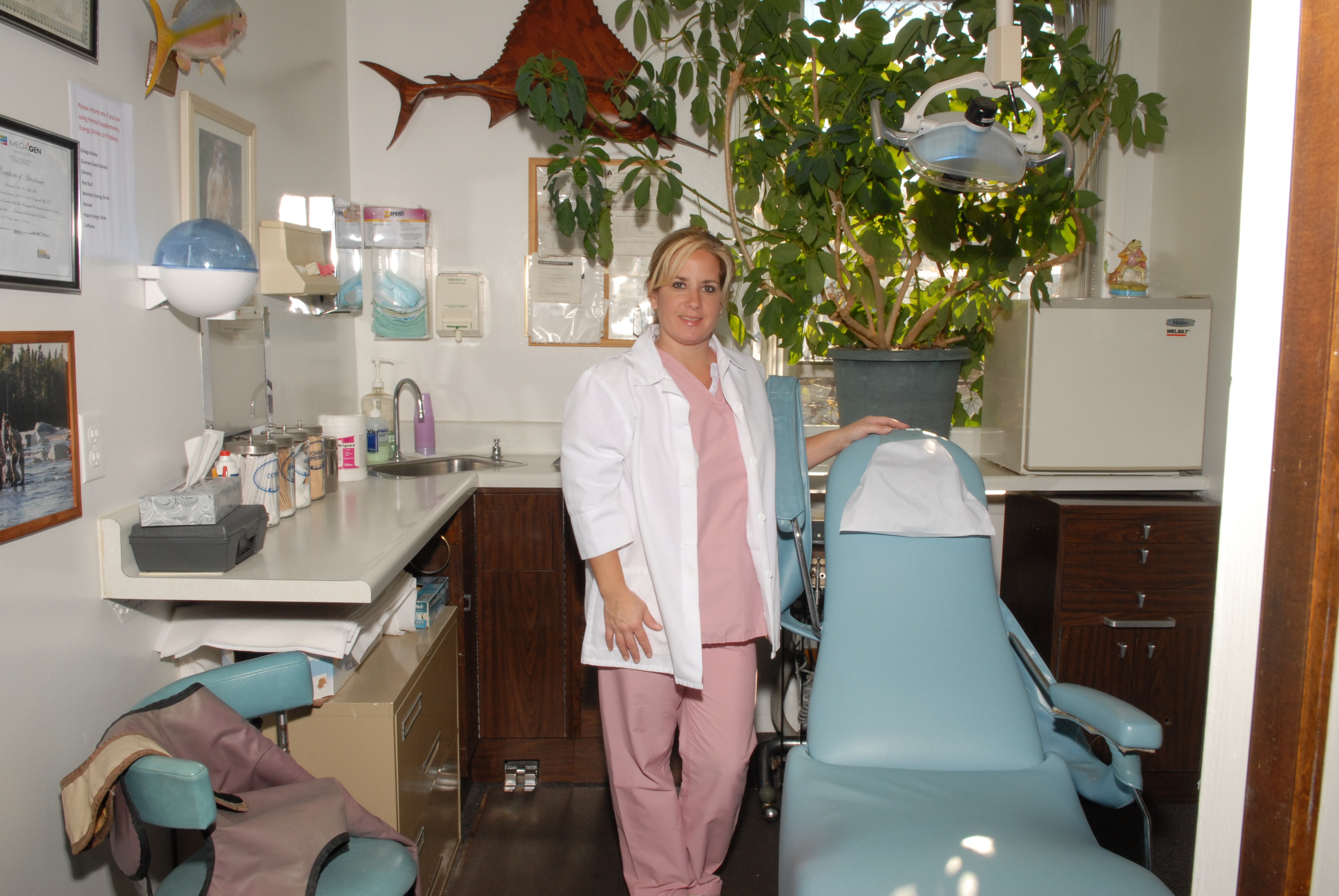 Gallery Dr. Alvin Heller, DDS, MD, FRCS